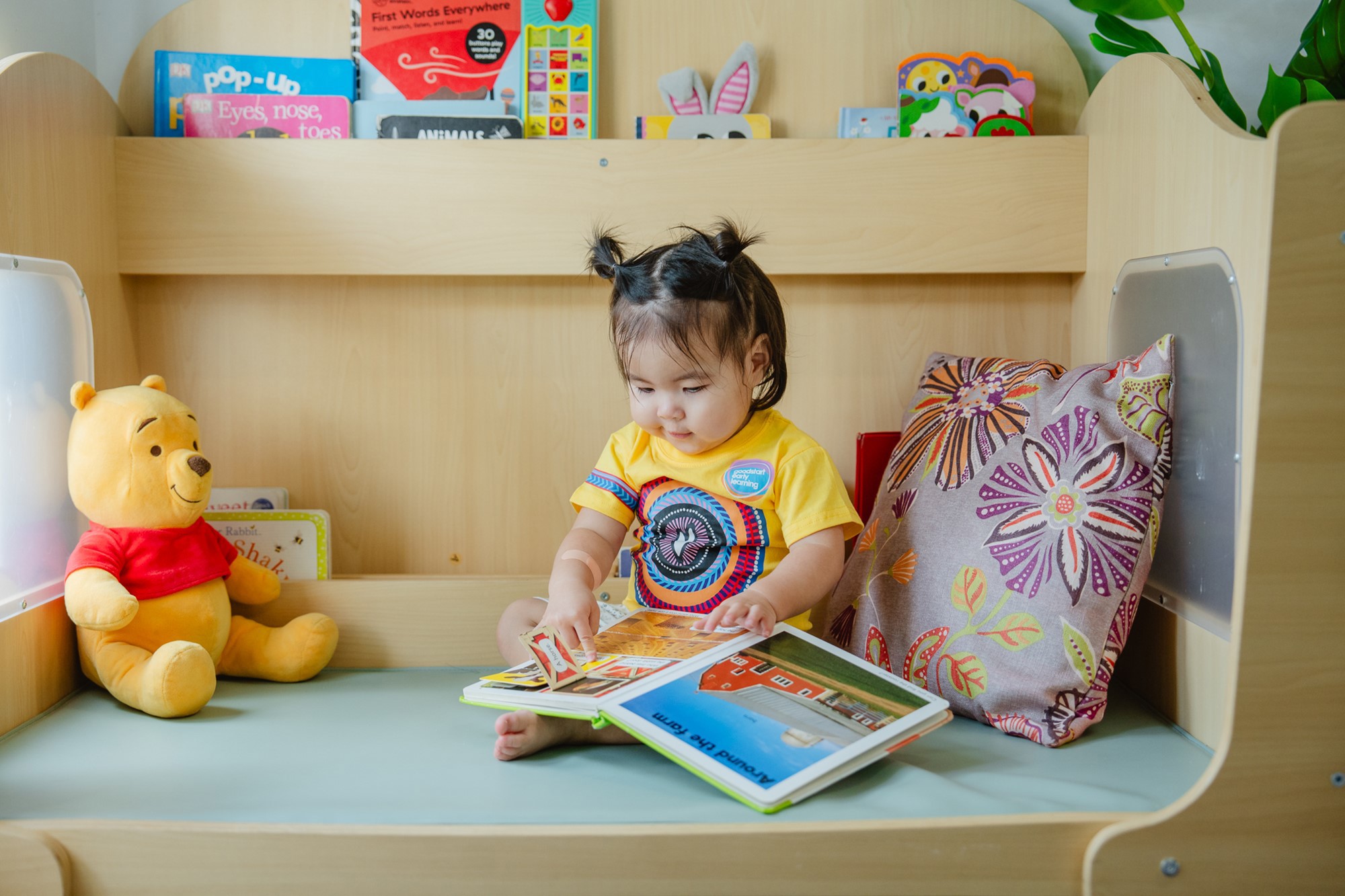 Goodstart-Thornlie-Nursery-Book-time.jpg